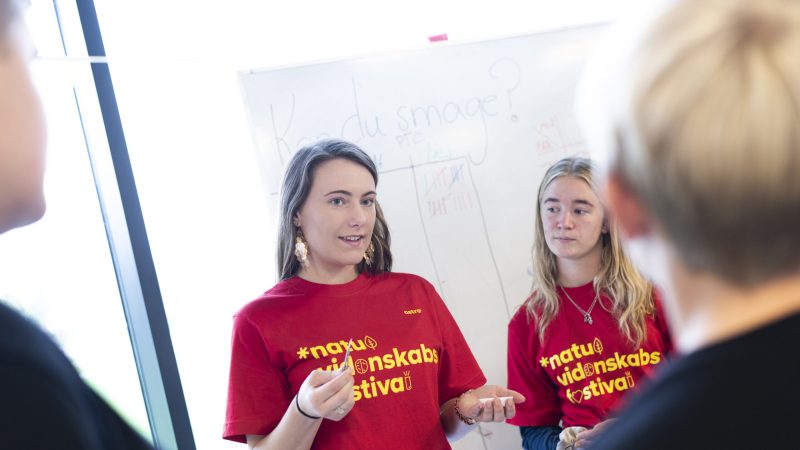 Viby_Gymnasium_Naturvidenskabsfestival_ ©Astra_foto_JakobDue.jpg